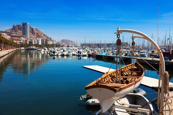 WorldTourisms's tweet photo. Alicante, City in Spain 🇪🇸 https://t.co/JQZR7igRZW