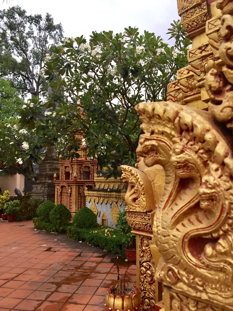 #stupa #pagoda #wat #siemreap #cambodia #asia #besttime #guide #driver #transport #travelers #traveling #budgettour #Wanderlust #foods #khmerfoods #angkorwat #phnompenh #battambang 
WhatsApp +85592768837
aboutcambodiaservices.com