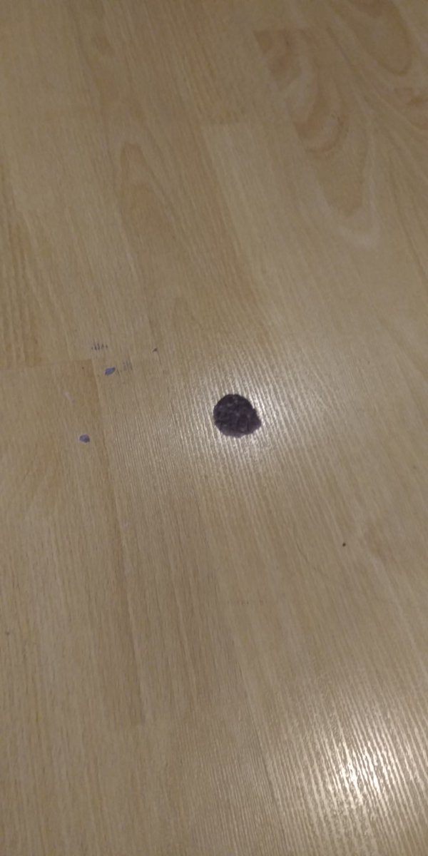 Vanstreetbattle On Twitter Don T Know Who Spit Gum On The Floor