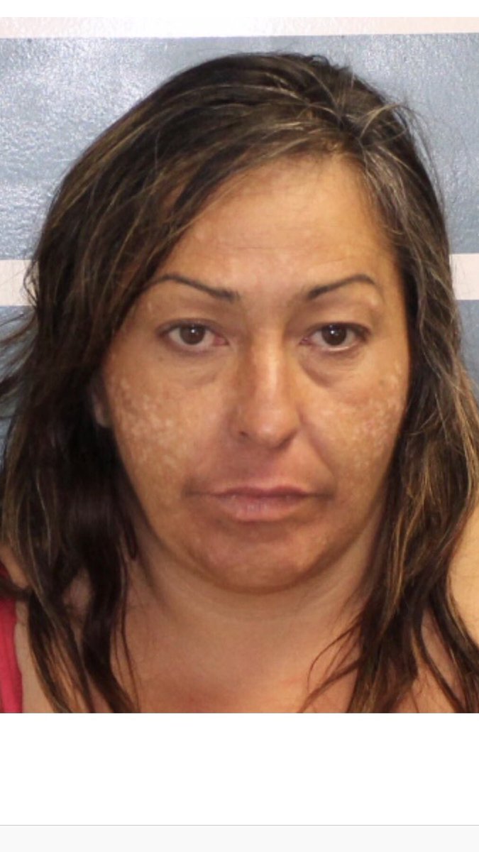 TulareSheriff's tweet photo. Meth Dealers Busted During Undercover Sting at Eagle Mountain Casino. https://t.co/Va4uowYvfa #tularecountysheriff #tularecounty #eaglemountaincasino #drugbust #methbust #crime https://t.co/H7jfNbA7aD