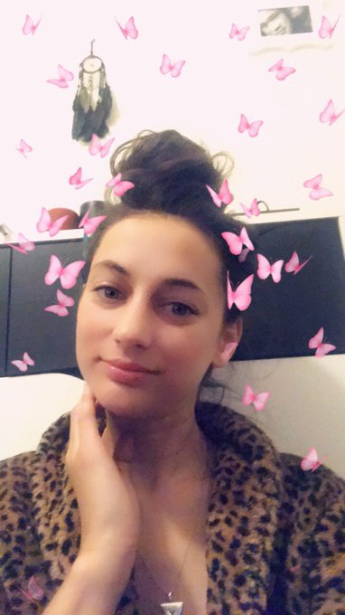 Feeling better but can&rsquo;t wait to see my bed 😹👏 https://t.co/1lgHuNqahN<a href="/tag/manyvids"class="tags"><span>#manyvids</span></a><a href="/tag/mvsales"class="tags"><span>#mvsales</span></a>