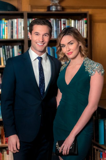 hallmarkchannel's tweet image. Ready for this snow-filled adventure? #OneWinterWeekend starring @TaylorCole &amp;amp; @jackoturner starts now!