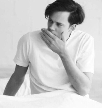 ɪᴛ's ʙᴇᴇɴ ᴀ ᴡʜɪʟᴇ...

ʙʀᴀxᴛᴏɴ ɪs ᴛʜᴇ ɴᴀᴍᴇ ʜᴇʀᴇ's sᴏᴍᴇ ᴛʜɪɴɢs ᴛᴏ ᴋɴᴏᴡ ᴀʙᴏᴜᴛ ᴍᴇ. 
-ɴᴏɴᴅᴀᴛɪɴɢ
-ᴇᴀsʏ ɢᴏɪɴɢ
-ᴀᴅᴠᴇɴᴛᴜʀᴏᴜs 
-sᴘᴏɴᴛᴀɴᴇᴏᴜs.
-ᴀʀᴛɪsᴛ/ᴍᴜsɪᴄɪᴀɴ

ʀᴛ/ʟɪᴋᴇ ʏᴇᴀʜ? ɢᴇᴛ ᴀᴛ ᴍᴇ.