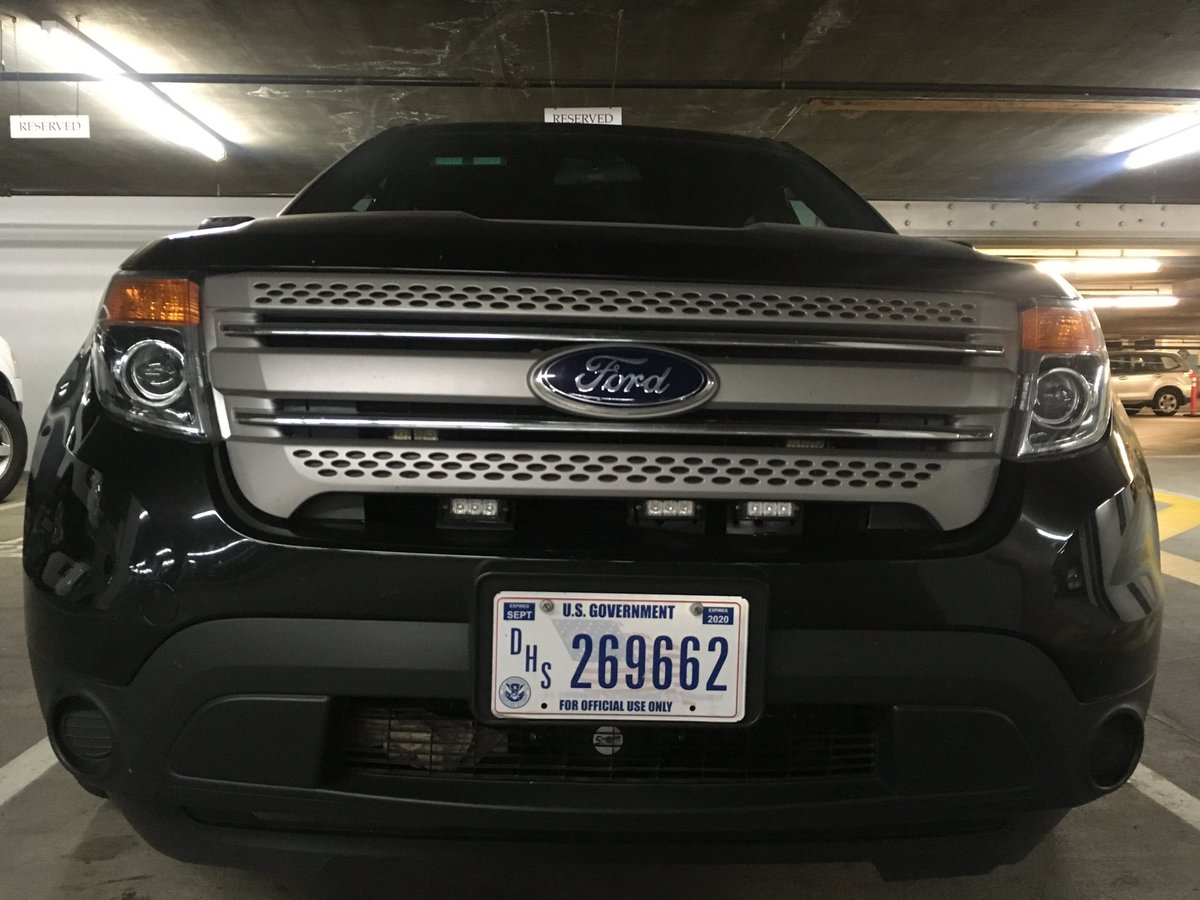 CONFIRMED: ICE and CBP agents spotted at the Hilton in Long Beach, CA for a second day in a row. Spread the word, and remember: #AbolishICE! ✊🏾✊🏾