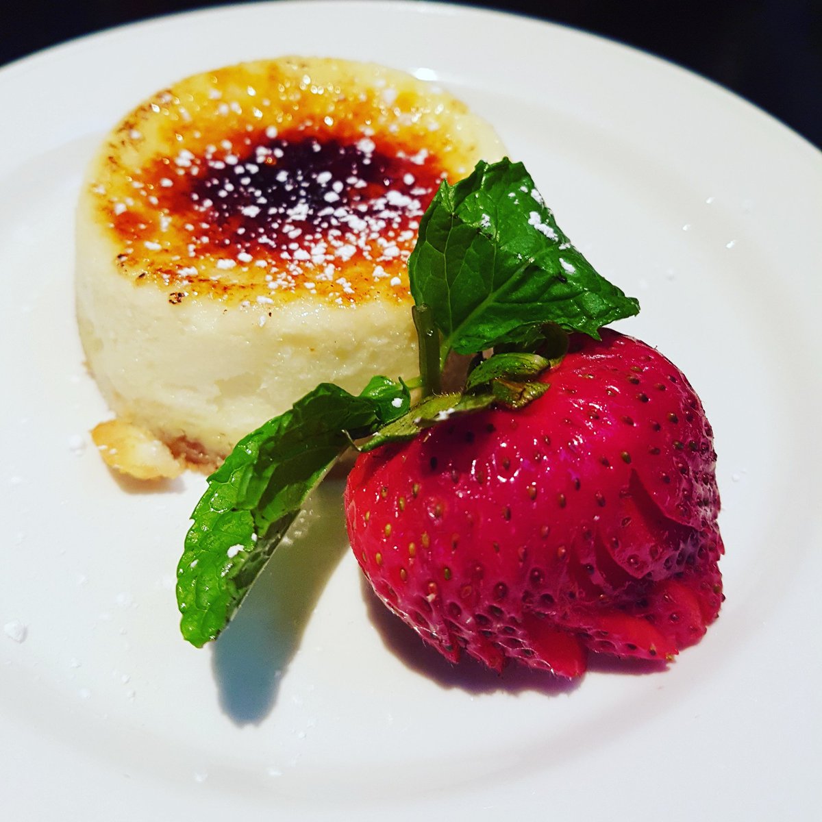 NekoBabbles's tweet photo. I found my Twitter again! Finishing off AX2018 with some cheesecake! https://t.co/TROc4LAsXw