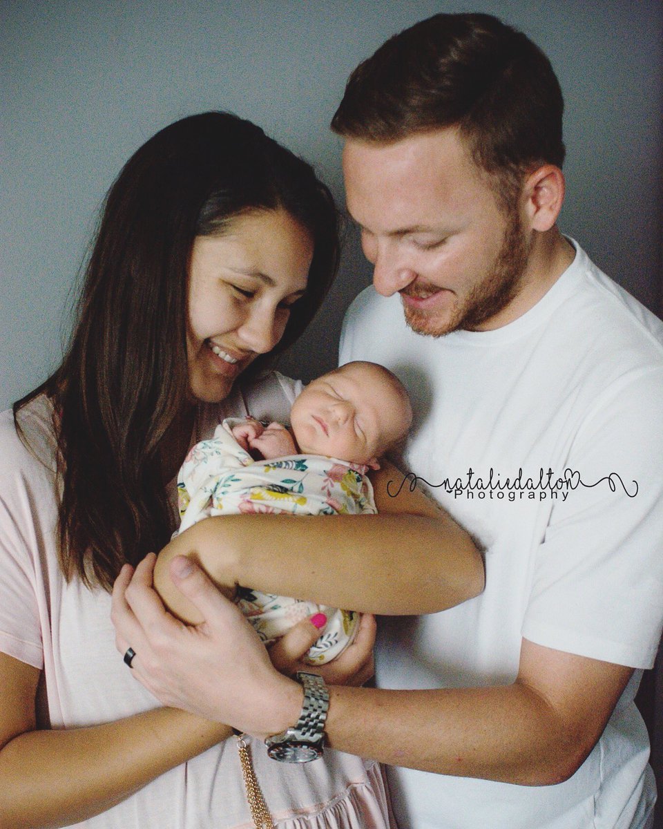 TimNatPhoto's tweet image. Some more pictures from today’s #newborn session 😍 I’m in love. #NatalieDaltonPhotography #newbornphotographer #newbornphotography #myrtlebeachphotography #photographer #photography
