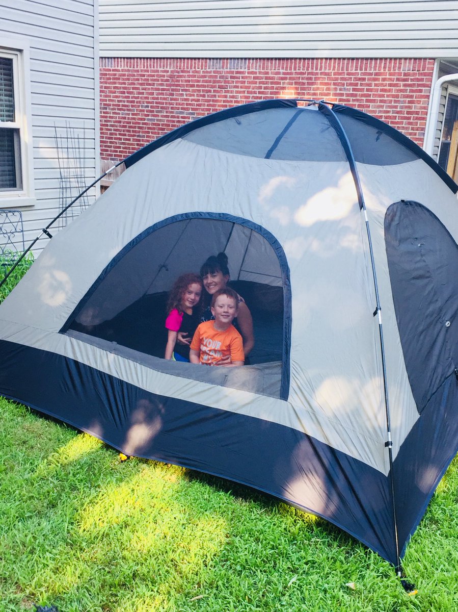 kmdurbin35's tweet photo. Perfect night for camping in the backyard! #staycation #summerselfiechallenge #vivaverano   #SomosMaxwell https://t.co/PXK37Tkpoz