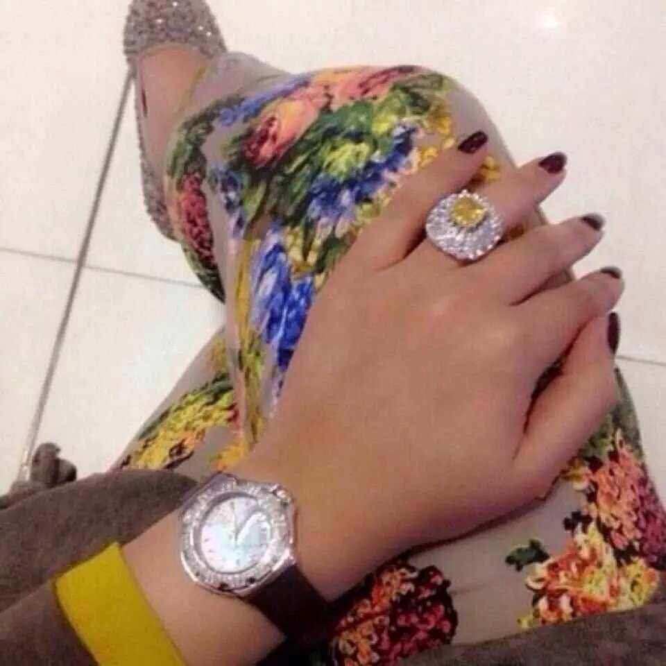 خيرااااااااااات🙌 حبايبي😍👈 شن رايكم ف ❤️❤️ساعة حلوة