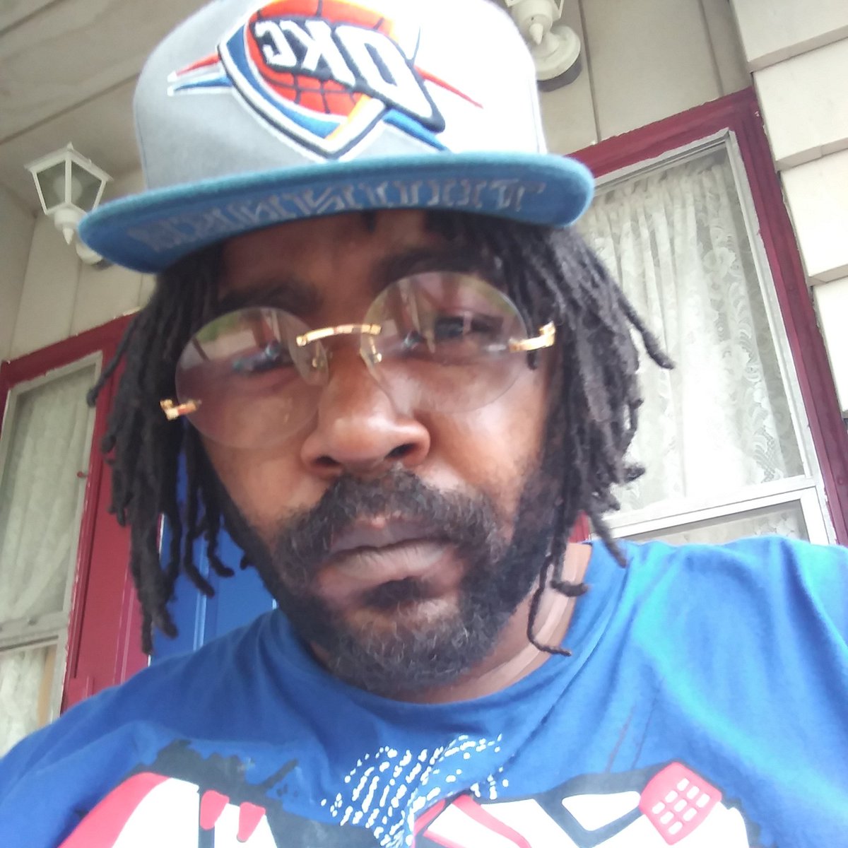Young_Rich_SLB's tweet photo. #NewProfilePic https://t.co/oXma0MIomU