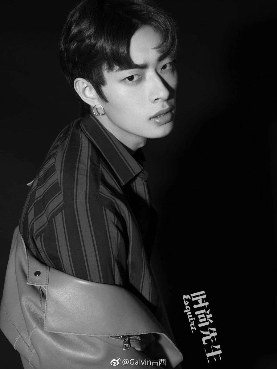 all4_oner's tweet photo. #ONER #BC221 
时尚先生Esquire X ONER
ファッションショット

#岳岳pinkray #木子洋Kwin #卜凡katto #灵超didi https://t.co/dWncWkJXUW
