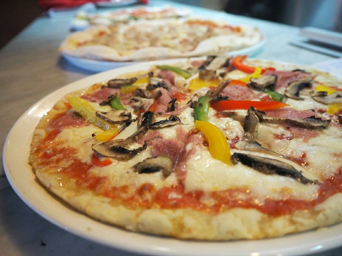 ILTEMPIORest's tweet photo. Pizza and Beer just go hand in hand ๓จผ๓ฅผ๓ฎฐ.
.
.
#italianfood #iltempio #baligardenbeachresort #thebalibible https://t.co/NQxusJLCUj