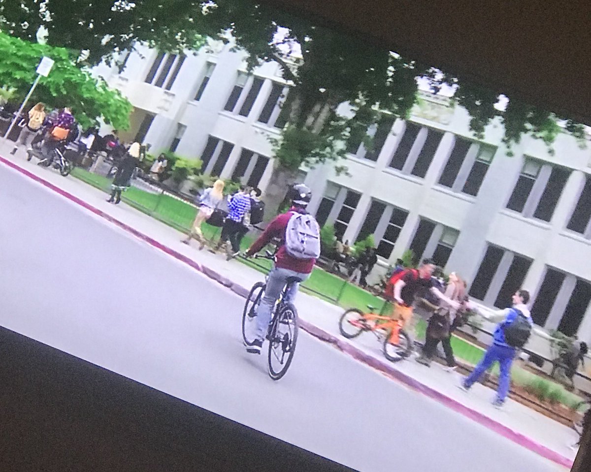 MarlaTellez's tweet photo. Finally watching @13ReasonsWhy - filmed at my high school alma mater in Sebastopol Analy High @GoAnalyTigers #flashbacking any other alums out there? @FOXLA https://t.co/qSv02IE1vI