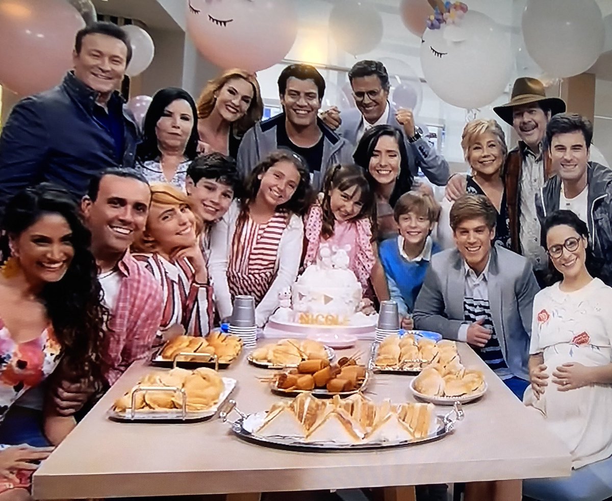 #ame representar #Santi <a href="/TeniasQSerTu/">Tenías Que Ser Tú</a>