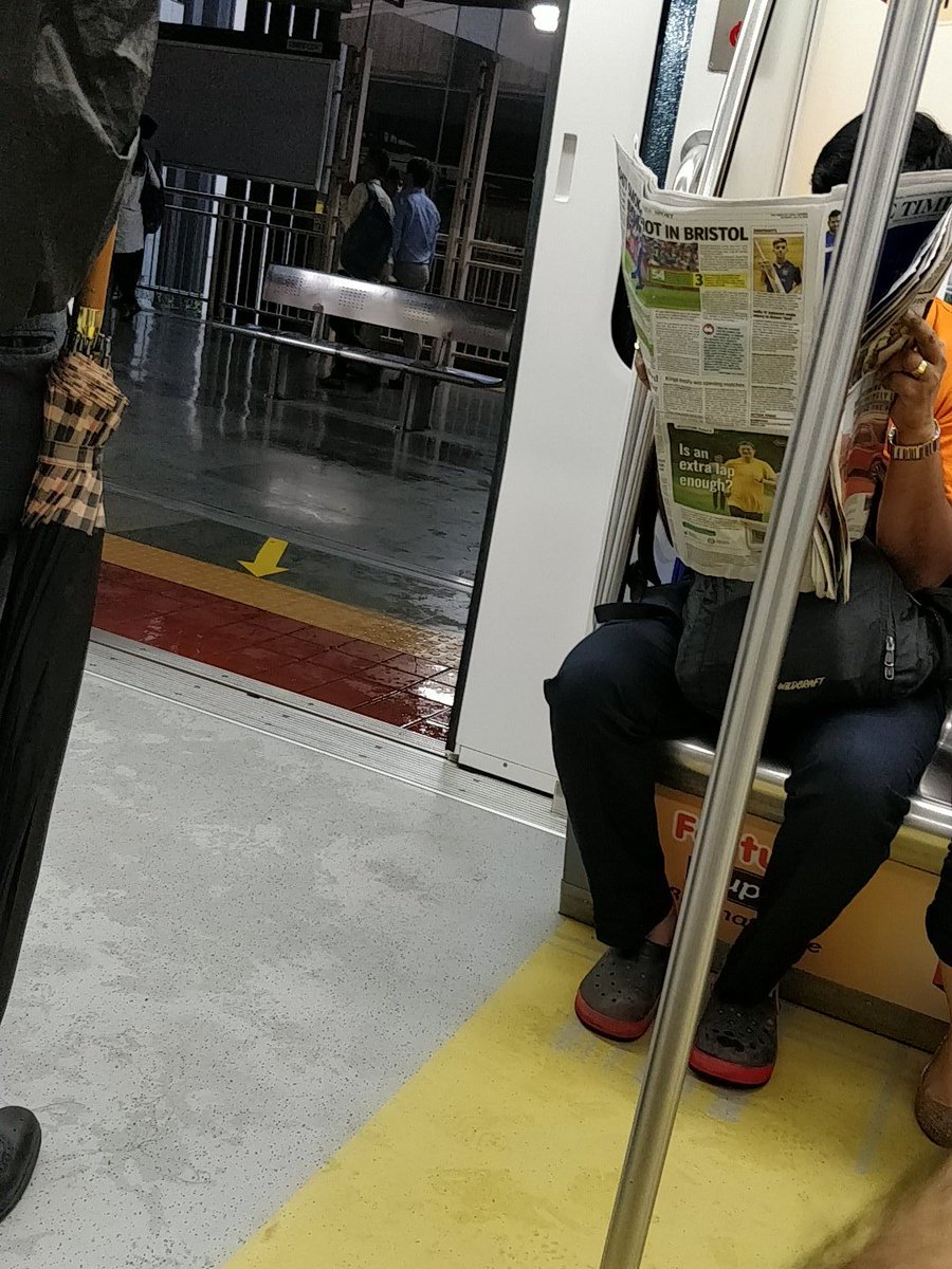 bhavishcracker's tweet photo. Mumbai metro on time with less crowded for you today Andh to Ghtk @MumbaiPolice @mumbairailusers @mumbaitraffic @smart_mumbaikar @WesternRly @Central_Railway https://t.co/5kdrQ5LZbP