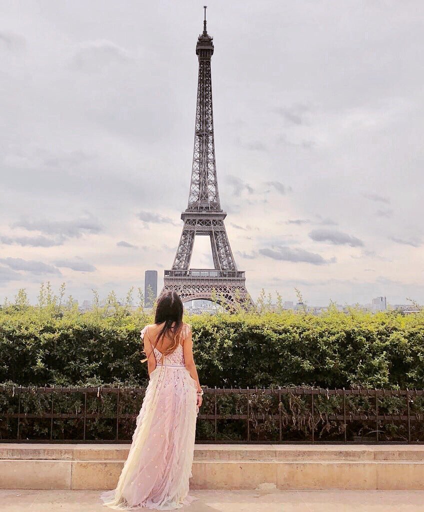 Look up always, look back never. Dress: @needleandthreadlondon #workhardplayharder #needleandthread #parisjetaime #paris🇫🇷 #parisianstyle