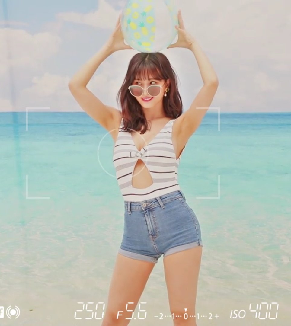 Twice Causing Heart Attacks With Sexy Summer Photoshoot Celebrity Photos Videos Onehallyu