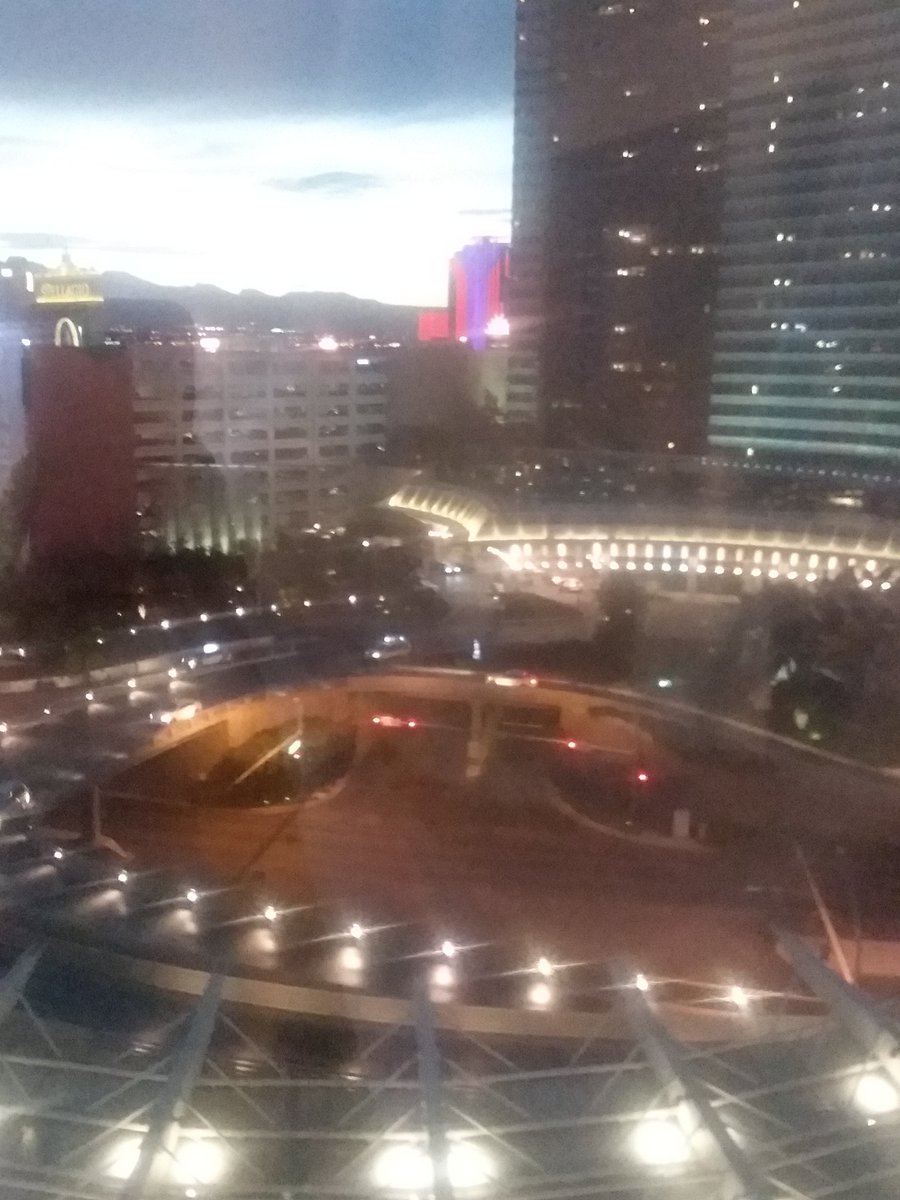 AngieHamilton63's tweet photo. When your daughter has a big event and you get to staycay and just read and relax. #roomwithaview #TheAria #VivaLasVegas https://t.co/NwjuO7Xbsh