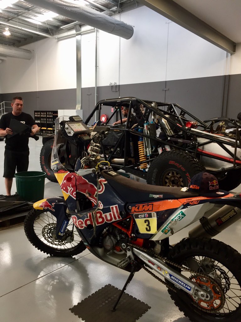 Thrusta1's tweet image. Gotta be hands on to win #Dakar. Great to catch up with this legend today for #rustysgarage @PodcastOneAU. Was working on his #geiser truck when I arrived @TeknoAutosports. Insightful 2 &amp;amp; 4 wheel chat. Thanks @tobyprice87. #podcast 🛠🎤🎧