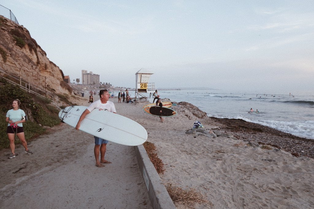 _kels_o's tweet photo. California diary 
- my grandma hasn't seen a beach in 10+ years
- I think my soul is from the coast 
- could I pull off a neck tattoo https://t.co/ao3UROIaDq