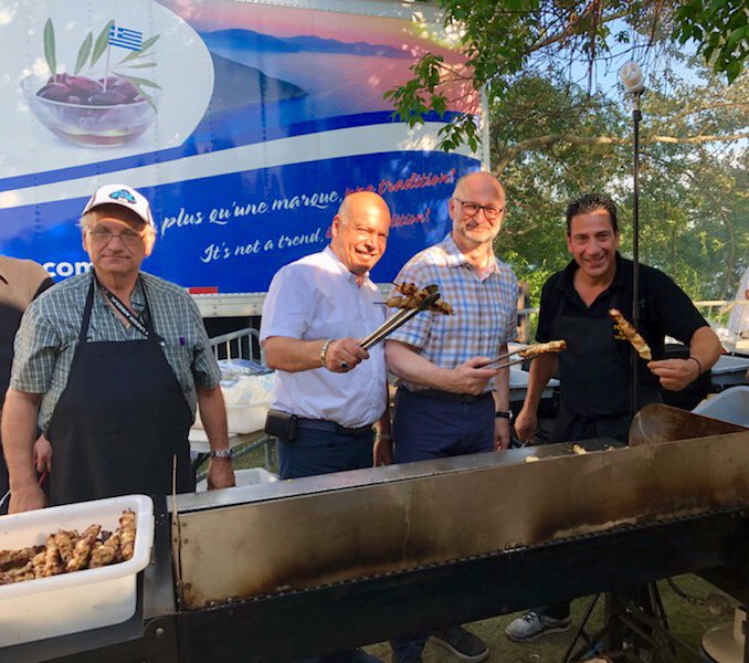 robertpoeti's tweet photo. J’étais présent plus tôt aujourd’hui au festival Grec de #LaSalle, organisé par la communauté orthodoxe grecque de la région du Sud-Ouest de Montréal 🇬🇷. 

Je tiens à remercier la communauté grecque, les organisateurs et les bénévoles pour leur chaleureux accueil ! #polqc https://t.co/SRQ11afDRq