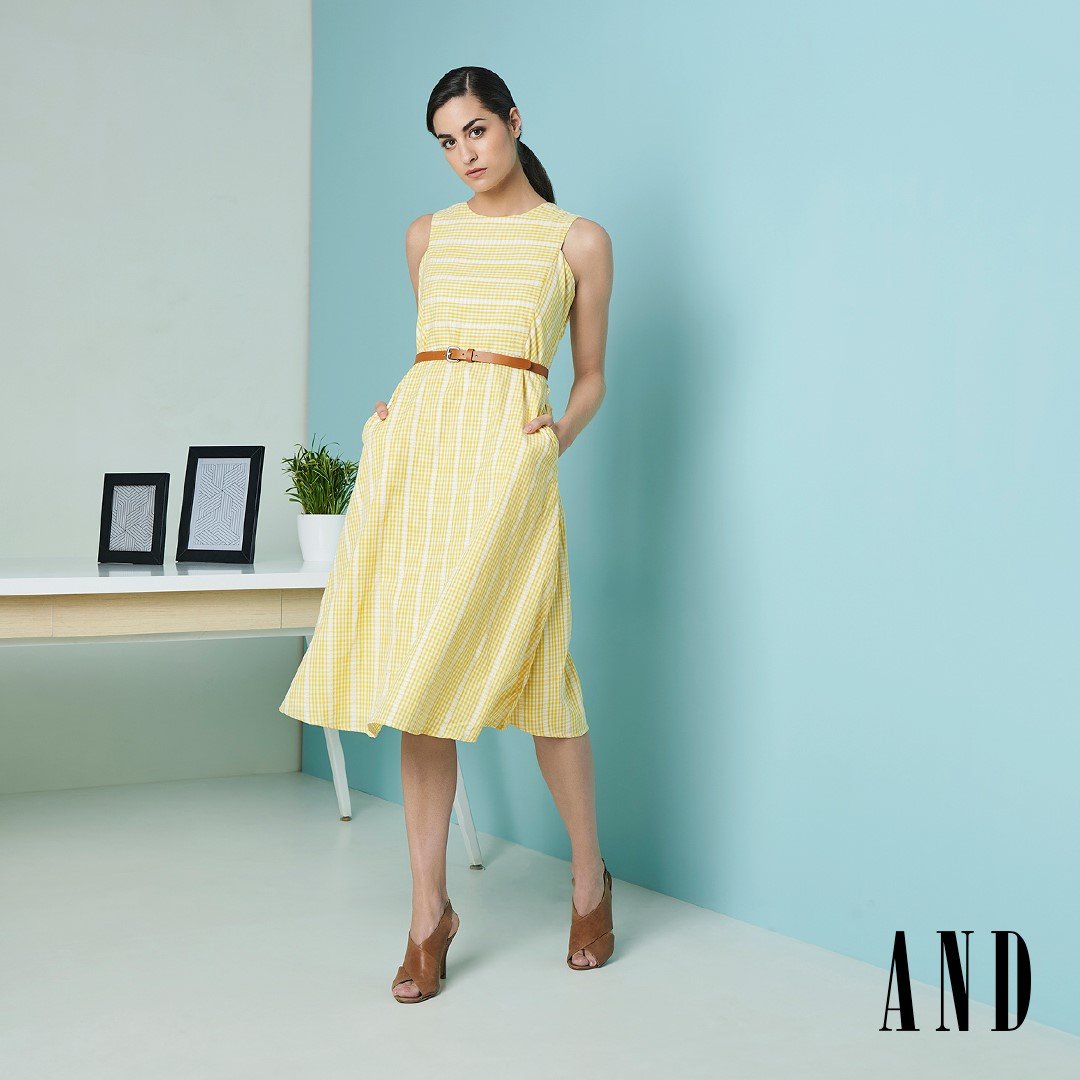 PhoenixUniLko's tweet photo. Go for an ultra feminine look by @stylebyand at #PhoenixUnitedMall in #Lucknow
#officewear #AND #Houseofanitadongre #StyleByAnd #MondayMotivation https://t.co/fbfj3b8h2G