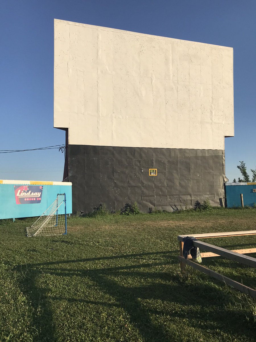 Relphy85's tweet image. Great night in the country @LindsayDriveIn