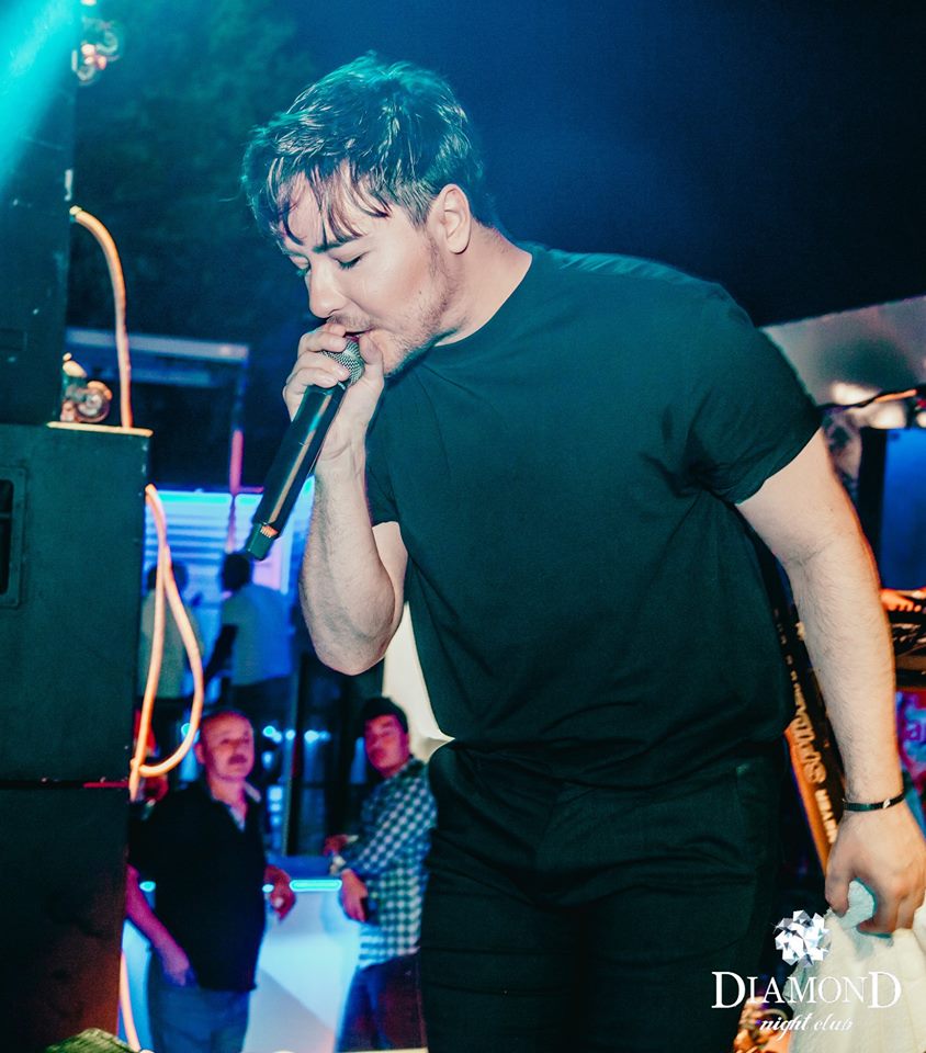 VIOLETANDREI's tweet photo. Thank you, for potos, to klub Diamond, Ljubuški !
@MILANSOLO #TransTour
😉 https://t.co/xDrK5UpkfQ