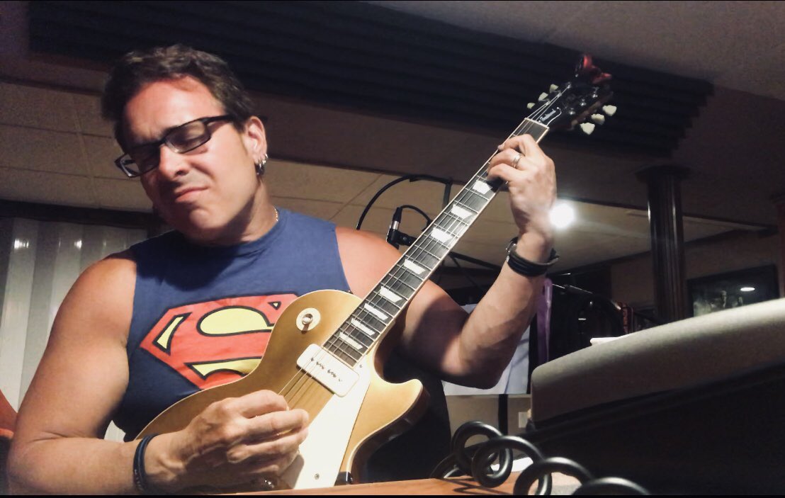 PatrickJamesBnd's tweet image. Laying Down Guitars New Song on the Debut Release Coming Out This Fall 
🤘🎼🤘#PatrickJamesBand #PJBNashville !!