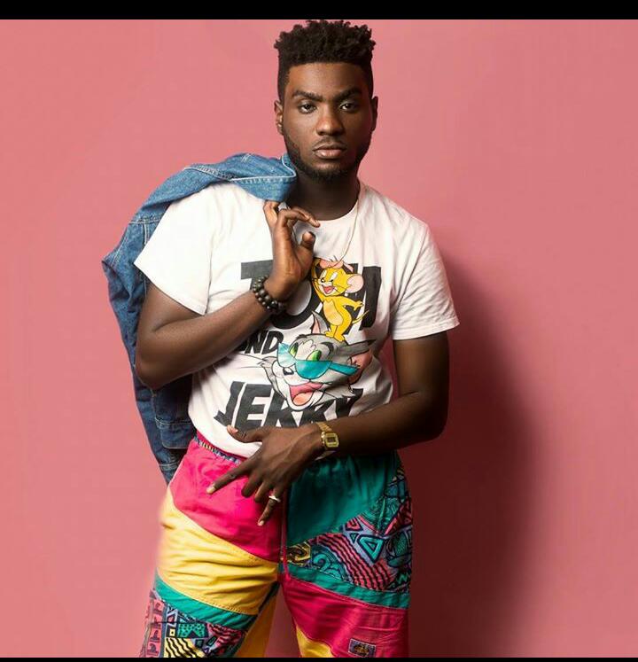 Hi5_Empire's tweet image. Do u by chance know this talented guy @MusicKid_GH ???.... #TemaStandup #GhStandup @Hi5_Empire Standup...  He's much of a vibe🔥🔥🔥 @KwesiArthur_ @DeonBoakye @possigee @GroundUpChale @mreazi @shattawalegh  @mylo_Banqz @angeltownbaby @b4BONAH if you know you know #samfyn hot cmin