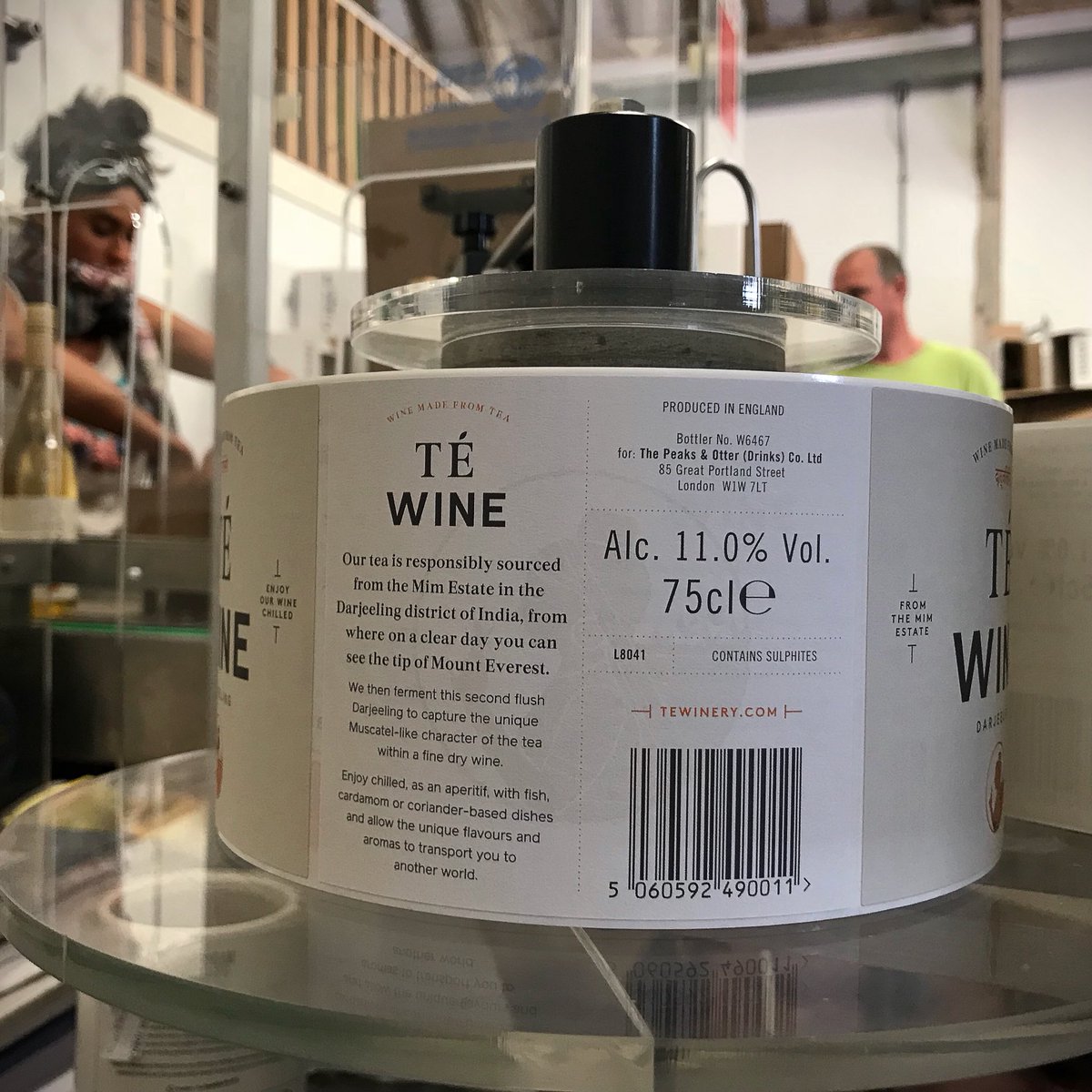 tewinery's tweet photo. Labels ready https://t.co/EnBBgJ6DmB