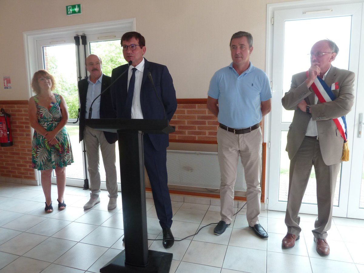 somme_di's tweet photo. Ce samedi, @brigitte_lhomme et @PascalBohin ont participé à l'inauguration des travaux de rénovation de la mairie et d'extension de la salle polyvalente d’Esclainvillers. https://t.co/uGkEd8pOir