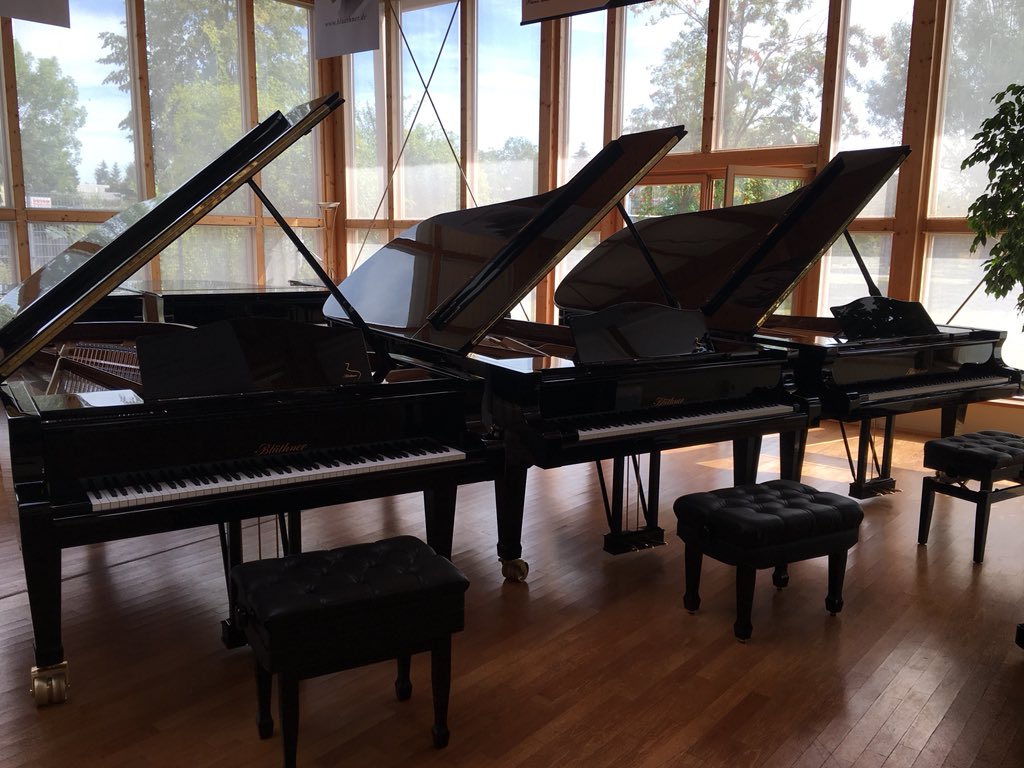 JuniorKingsSch's tweet image. #Blüthner Thank you for a wonderful piano factory tour.