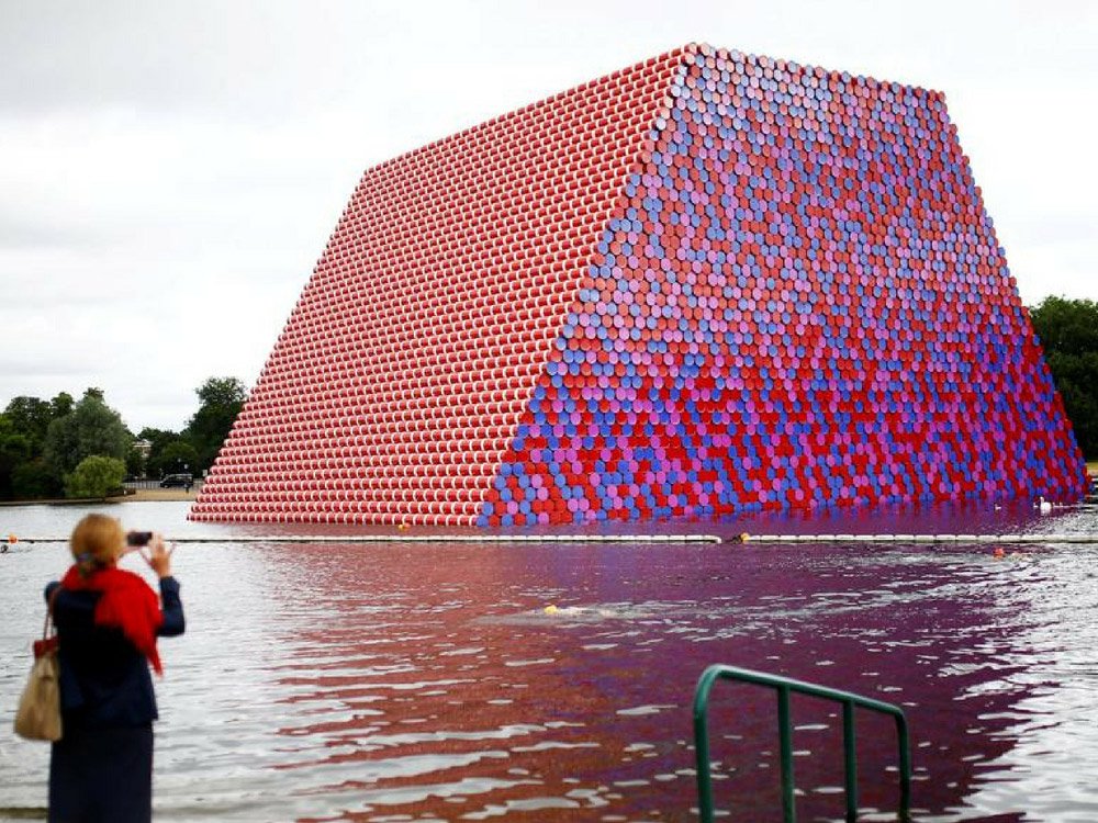 travelonart's tweet photo. Molti se lo sono chiesti ultimamente: ma che cos'è The Mastaba? La nuova opera di Christo a Londra. Ecco tutte le risposte che cercavate  👉https://t.co/KhJKyAJrJy 

#Christo #TheMastaba @visitlondon #artecontemporanea https://t.co/iidiJVs3yE