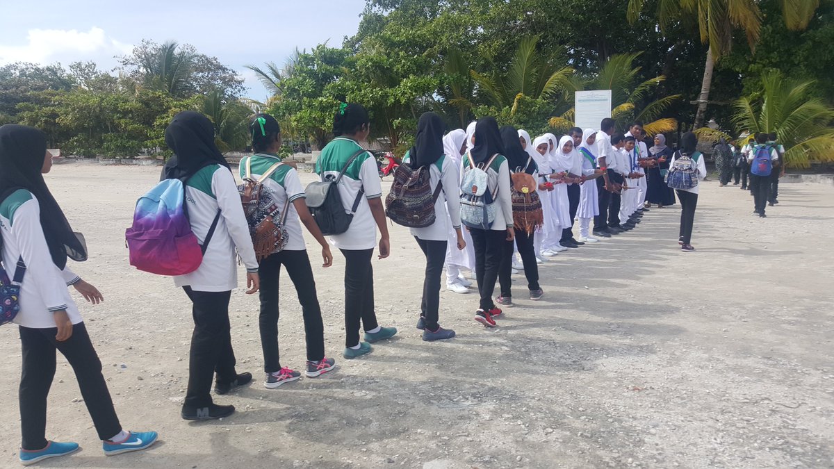 GA.Atoll School Students Visit vaadhoo to explore historical sites.
@SchoolAdmin_MoE @aishathshiham @GAAtollSchool