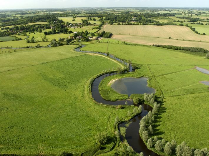 Walk by the river on Friday 13 July 12-2pm from Sudbury to Great Cornard, free but booking essential riverstourfestival.com/event/health-w… #free #walk #healthwalk #wellbung #riverstour #sudbury #suffolk #suffolkwalking #walking #wellbeing