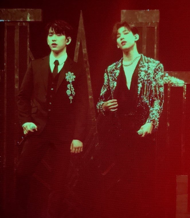 bbholicz's tweet image. จาเปนโลมมมมมม 💕 #JinBam #unitKING