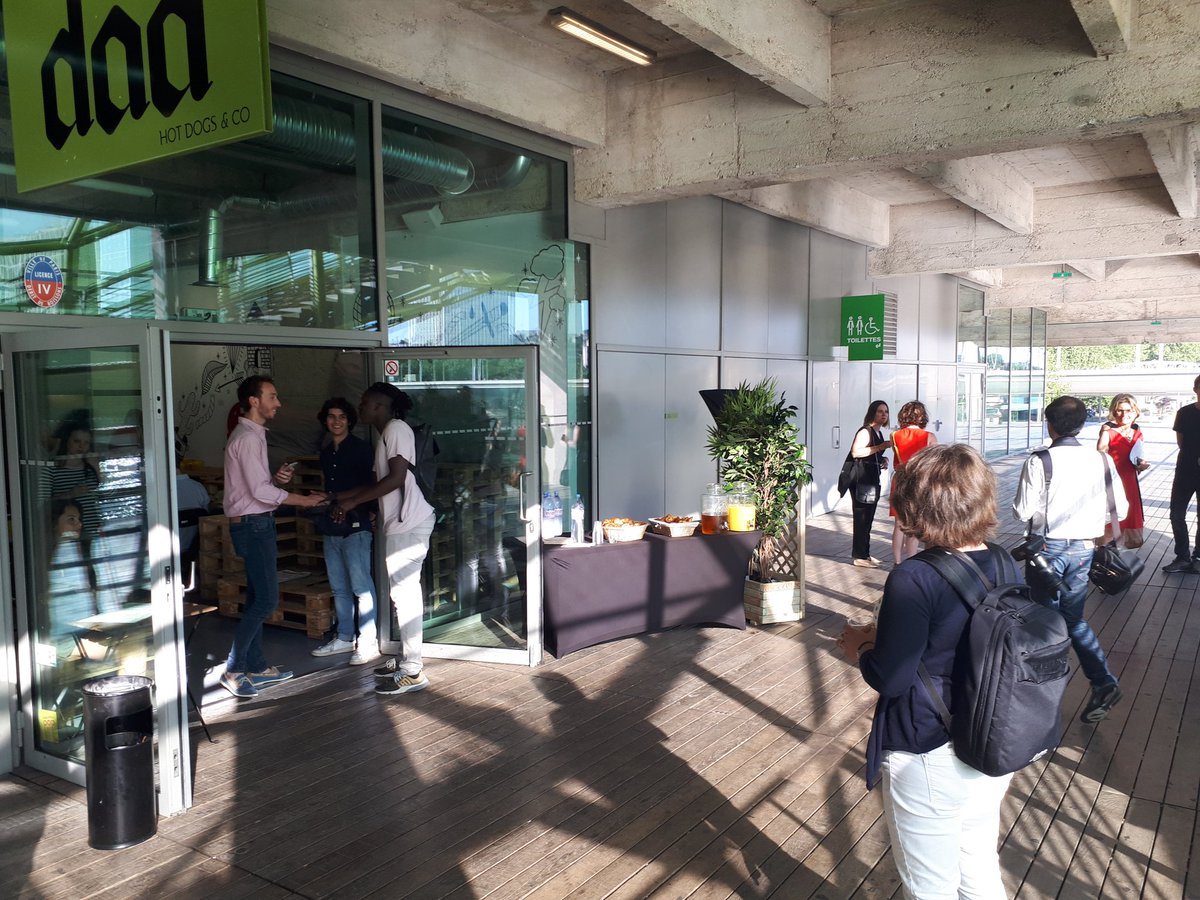 gdelabroise's tweet photo. table-ronde @Bouygues_Immo & @leJDD & @thinkers_doers" mieux vivre en ville" ce matin 9 juillet avec @LtiTirot @stephanehugon @EranosConseil @charles-edouard Vincent @Luludansmarue #createurdemieuxvivre #mavieenmieux #flexom https://t.co/siHjwFkzLG