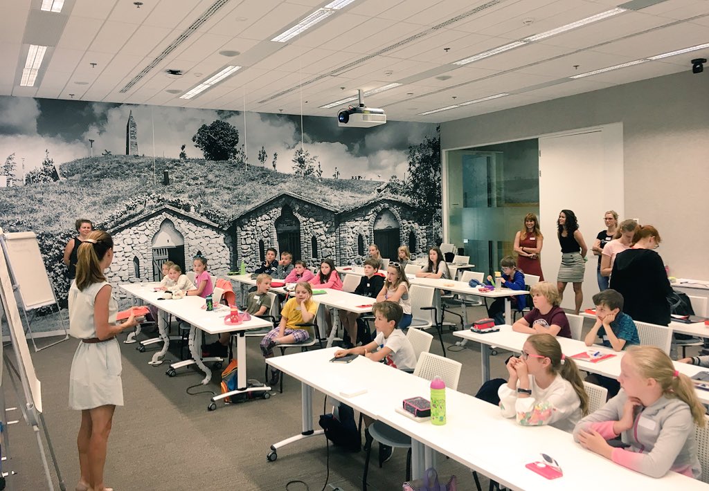 Czechitas tweet media