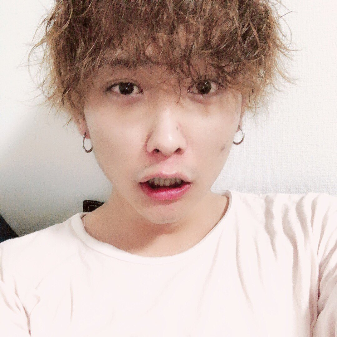 ccc. (@c_s2_m) | Twitter