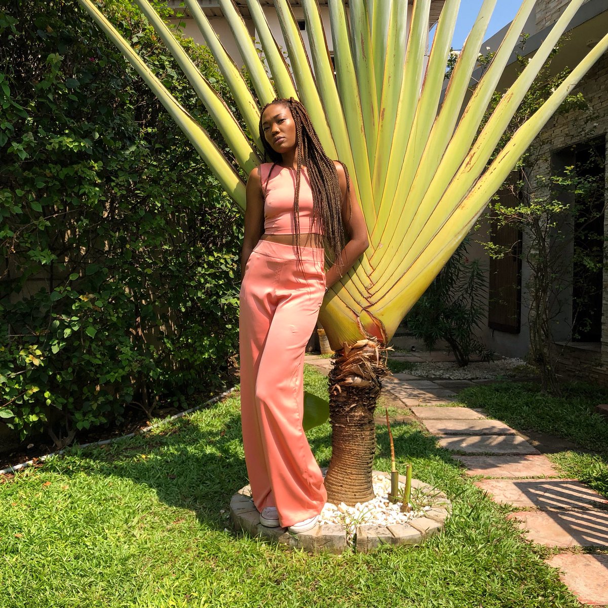 ShopMaju's tweet photo. Sweet As A Peach 🍑
Want the Look? https://t.co/Fo93GnRE89
🔎: Jenna Crop Top • Amber Wide Leg Trousers
____
#MajuMuseSeries with @thatgirlyellow_ (IG) 💛
____
#WhoWhatWear #MuseSeries #SummerLooks https://t.co/2cXaF9sJ94