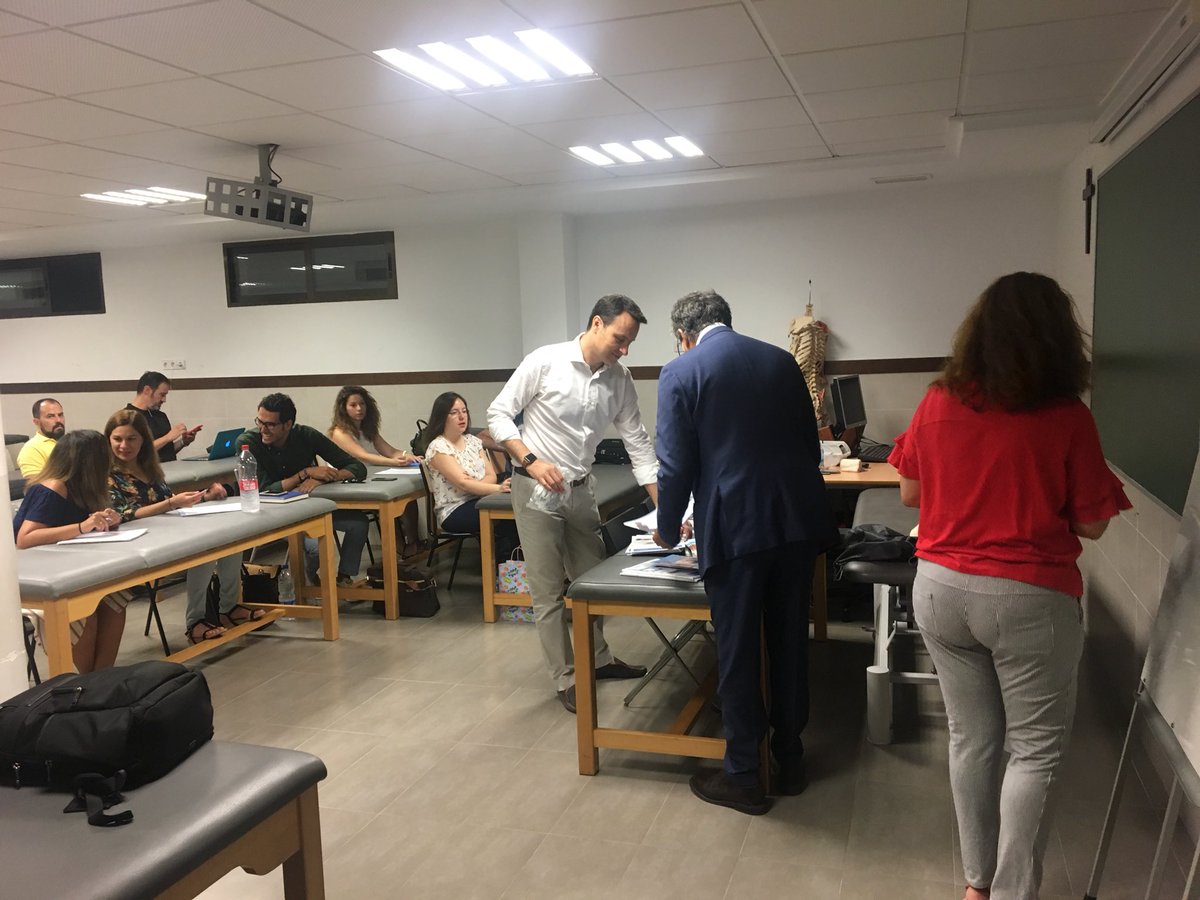 UCAMcomercial's tweet photo. Comienza el #Curso de #Formacion para nuestros #profesores d @UCAM #Fisioterapia #Podologia @UCAM_CIARD con @humantecar https://t.co/lHK7UioN7L