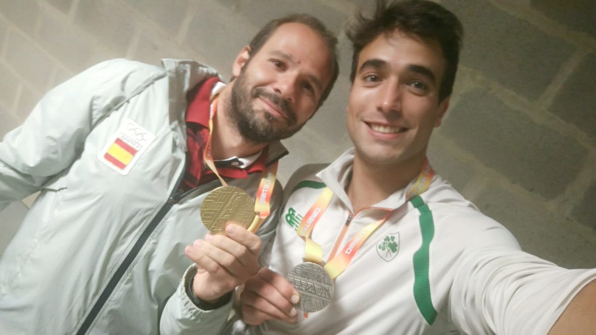 YorchTeam's tweet photo. Doble medalla: oro en 110mv y plata en 4x100 para @GF_Anto en el Cto España sub'23 en Soria.
Enhorabuena!!! https://t.co/2gM7y5Dn3N