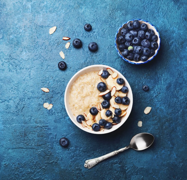 Happy Monday! Give yourself a healthy glow this week with a delicious skin-enhancing breakfast.  Choose Blueberries as they are rich in anti-oxidants that work to shield skin against the harmful free radicals that can damage the collagen that keeps skin firm!
#MondayMotivation