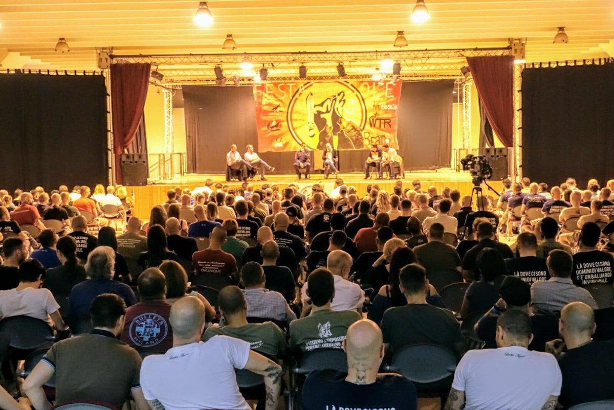 #FestadelSole 
"Nessuno ci ha mai regalato niente. Non abbiamo debiti morali verso nessuno. Tutto ciò che abbiamo ce lo siamo preso con l'impegno, il sacrificio e la determinazione; talvolta inciampando e cadendo, ma rialzandoci sempre più forti di prima"
<a href="/steveDelMiglio/">STEFANO DEL MIGLIO</a>