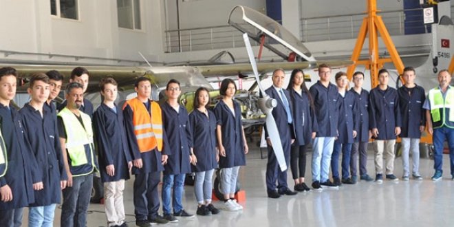 memurlarnet's tweet photo. Bu lisenin mezunları işsiz kalmıyor
https://t.co/n8CrvdWNfo https://t.co/DeTEpMH3kX