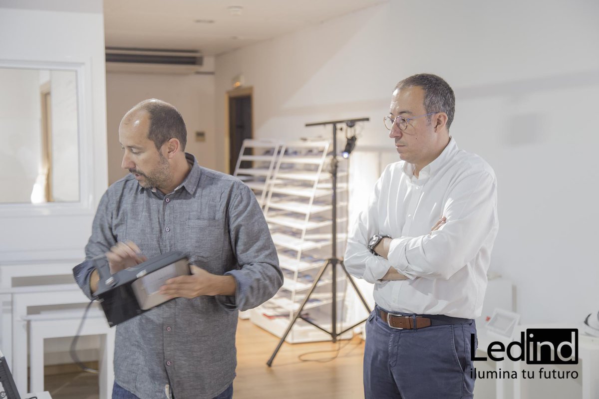 Comencem un nou dilluns amb @Ledindes especialitzats en la fabricació i comercialització de productes de il·luminació LED, els quals poden treballar activament amb les nostres #franquícies!
acf.cat/ca/