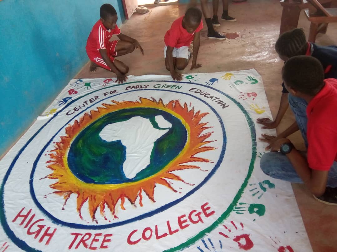 CEGEDUC's tweet photo. Center for Early Green Education with the children of High tree College creating parachutes for the planet. Echoing the impacts of global warming and other sustainability issues through art for the #MotherEarthProject. We have no second home! @motherearthmep https://t.co/hb12jP5sjC