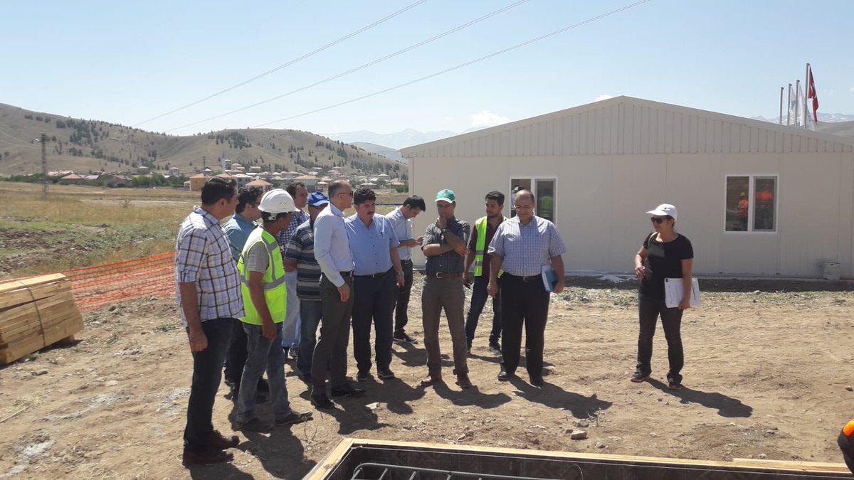 dsi_4_blgmd's tweet photo. Bölge Müdürümüz Birol Çınar, Bölge Müdür Yardımcımız H. Koray Bilgi ve ilgili personelden oluşan heyet, 9 Temmuz Pazartesi günü Niğde Ulukışla İçmesuyu Tesislerinde (İsale Hattı+Arıtma Tesisi) çalışmaları yerinde inceledi, gerekli talimatlandırmalar yapıldı. https://t.co/igAfzDt1Fb