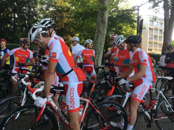 Hier nos meilleurs collaborateurs cyclistes ont participé à l'épreuve de <a href="/letapedutour/">L'Étape du Tour de France</a> à Annecy. Ils sont tous arrivés jusqu'au bout. Un grand bravo à eux ! 👏
#W4Y #EnRouteVerslEmploi #letapedutour