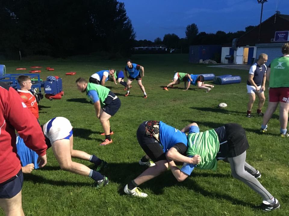 Pre season rugby training on Tuesday 1930 #rugby #Eng_WearTheRose #rugbypreseason <a href="/armyrugbyunion/">Army Rugby Union</a> #englandrugby #touchrugby <a href="/HampshireRFU/">Hampshire RFU</a> #farnboroughrugby <a href="/armyrugbyunion/">Army Rugby Union</a> <a href="/EnglandRugby/">England Rugby</a> #militaryfitness #crossfit #aldershotrugby #fleetrugby